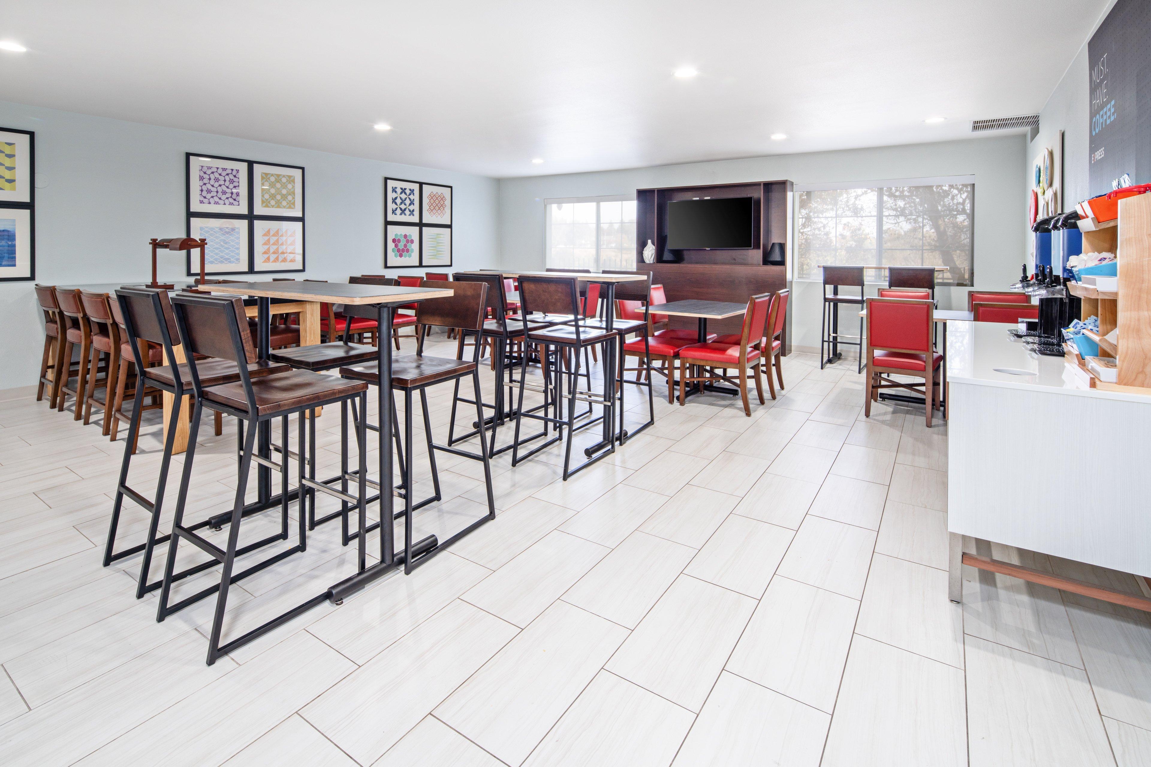 Holiday Inn Express & Suites Watsonville By Ihg Εξωτερικό φωτογραφία