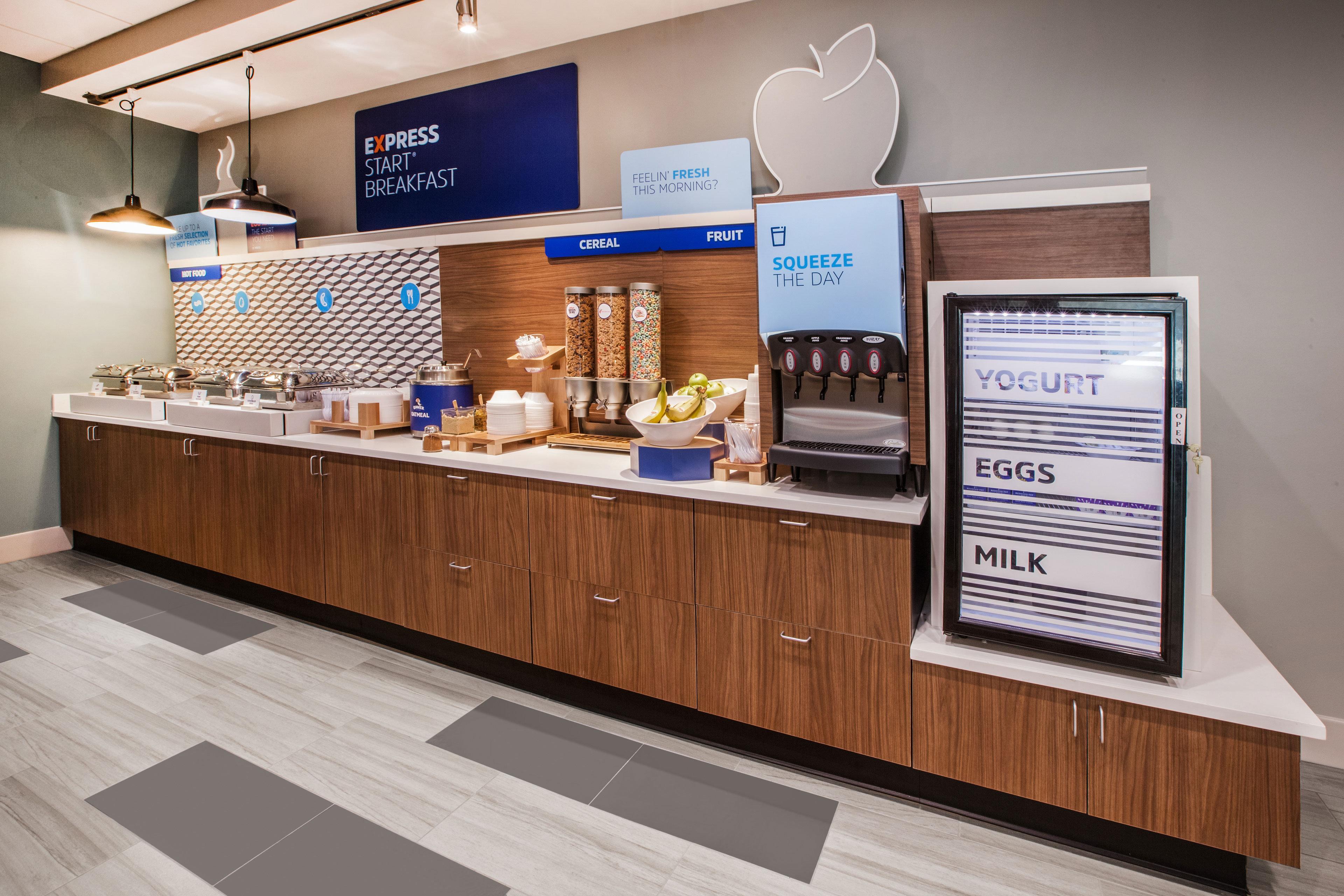 Holiday Inn Express & Suites Watsonville By Ihg Εξωτερικό φωτογραφία