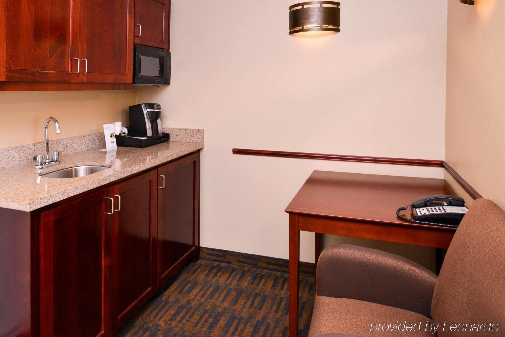 Holiday Inn Express & Suites Watsonville By Ihg Εξωτερικό φωτογραφία