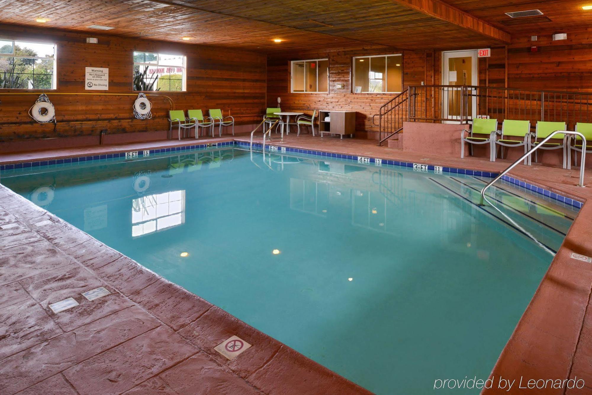 Holiday Inn Express & Suites Watsonville By Ihg Εξωτερικό φωτογραφία